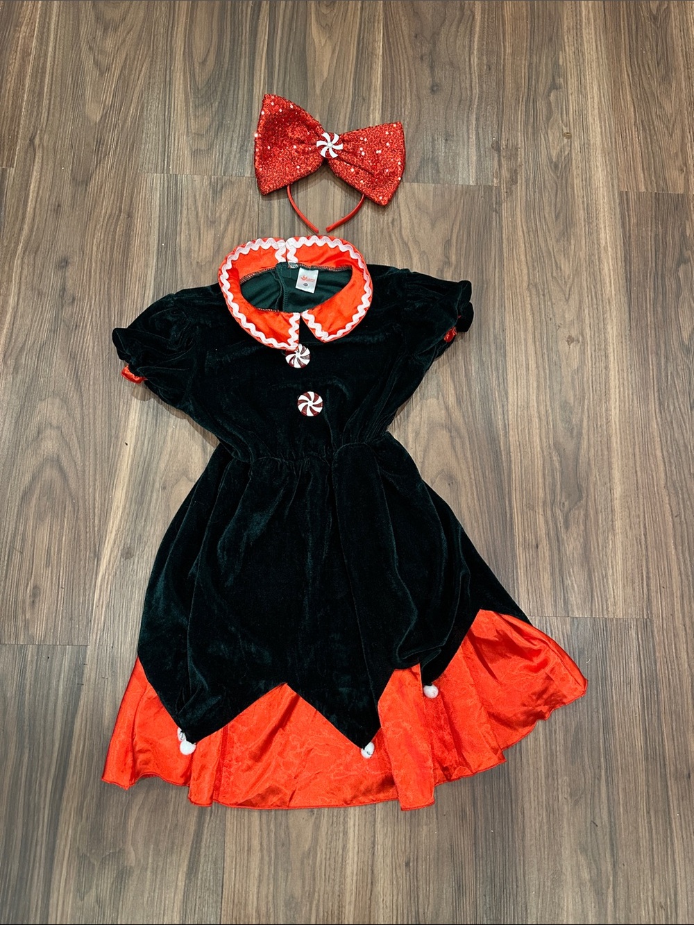 Kids Green and Red Peppermint Elf Costume with Sparkle Bow sequin headband M